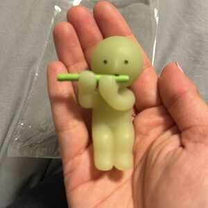 NEW GLOW IN THE DARK SMISKI PLAYING THE FLUTE 😍Calling all my SMISKI lovers ❤️